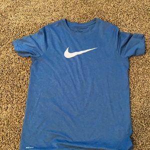 Blue Nike t-shirt boys